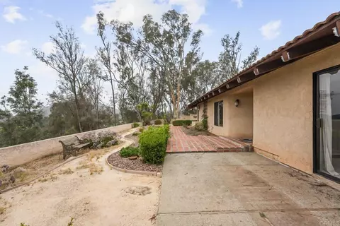 Exterior - 8130 Harmony Grove Rd, Escondido, CA 92029 photo 8 of 12