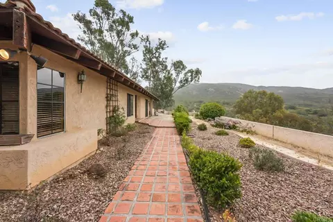 Exterior - 8130 Harmony Grove Rd, Escondido, CA 92029 photo 9 of 12