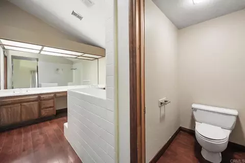Bath - 8130 Harmony Grove Rd, Escondido, CA 92029 photo 4 of 4