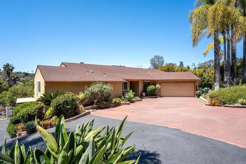 11021 Valley Lights Dr, El Cajon, CA 92020