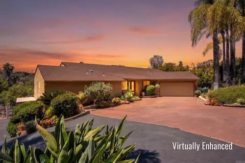 11021 Valley Lights Dr, El Cajon, CA 92020