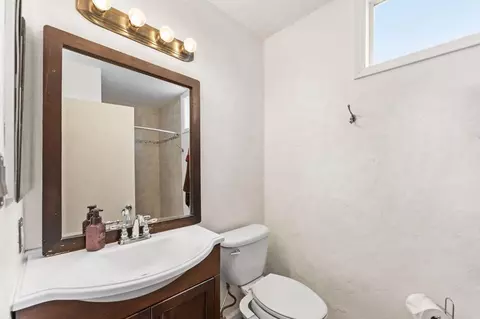 Bath - 1248 Dawnridge Ave, El Cajon, CA 92021 photo 2 of 2