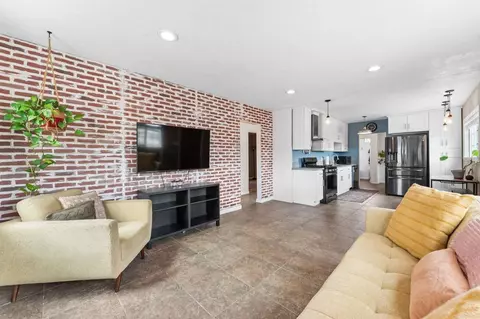 Living - 1248 Dawnridge Ave, El Cajon, CA 92021 photo 1 of 2