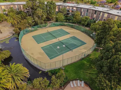 3050 Rue Dorleans #101, San Diego, CA 92110