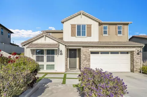 916 Lindbergh Dr, San Marcos, CA 92069