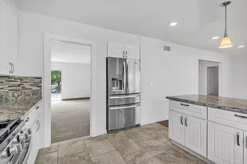 Kitchen - 9416 Saint Andrews Dr, Santee, CA 92071 photo 4 of 4