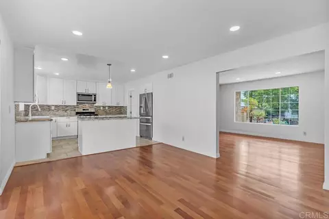 Living - 9416 Saint Andrews Dr, Santee, CA 92071 photo 4 of 6