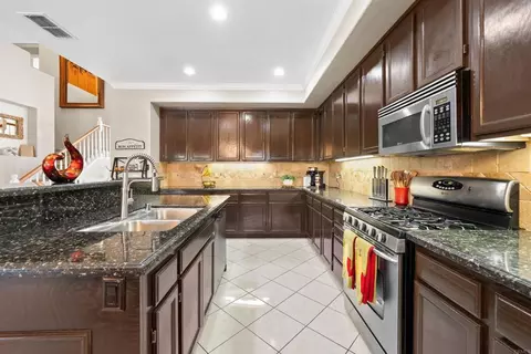 Kitchen - 2130 Buchanan Ave, Calexico, CA 92231 photo 4 of 5