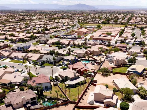 View/Area - 2130 Buchanan Ave, Calexico, CA 92231 photo 3 of 4