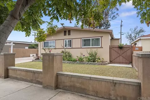 619 Sandalwood Dr, El Cajon, CA 92021