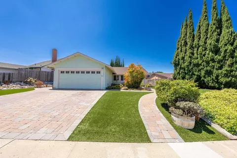 11151 Socorro St, San Diego, CA 92129