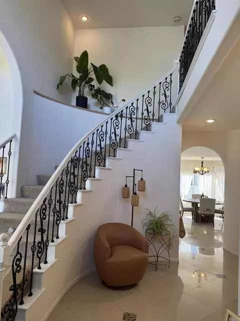 7009 El Fuerte St, Carlsbad, CA 92009