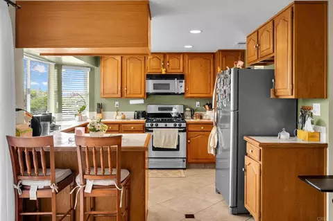 Kitchen - 2024 Pierce Ct, El Cajon, CA 92019 photo 3 of 3