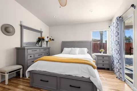 Bedroom - 44761 Potestas Dr, Temecula, CA 92592 photo 3 of 5