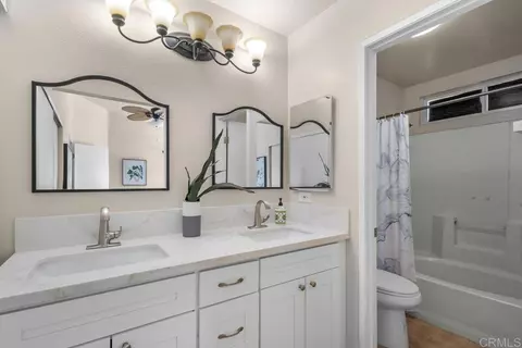 Bath - 44761 Potestas Dr, Temecula, CA 92592 photo 2 of 3