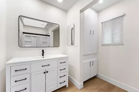 Bath - 226 Lento Ln, El Cajon, CA 92021 photo 4 of 4