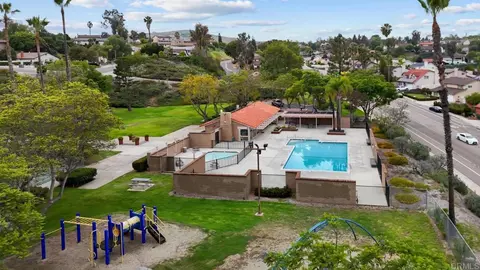 View/Area - 2211 Durasno Ln, Spring Valley, CA 91977 photo 7 of 13