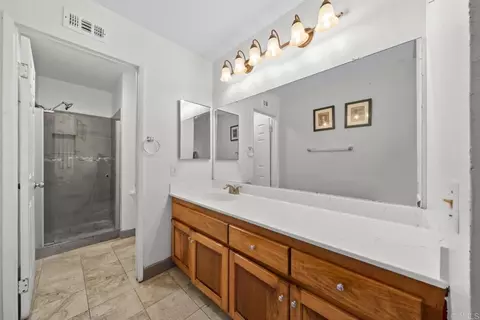 Bath - 2211 Durasno Ln, Spring Valley, CA 91977 photo 2 of 2