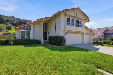 1066 Surrey Dr, Bonita, CA 91902