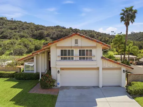 1066 Surrey Dr, Bonita, CA 91902