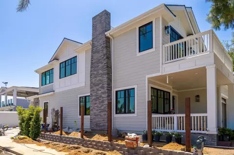 305 J Ave, Coronado, CA 92118