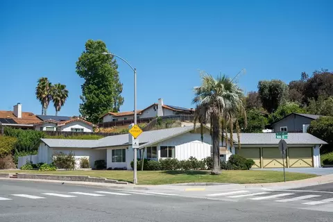 2396 Windmill View Rd, El Cajon, CA 92020