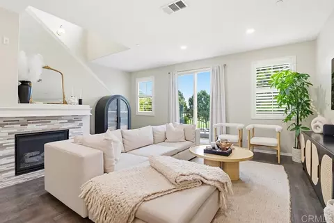 1876 Champagne Ct #6, Chula Vista, CA 91913