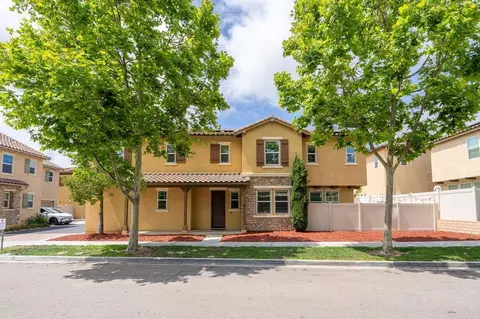 1217 Cathedral Oaks Rd, Chula Vista, CA 91913