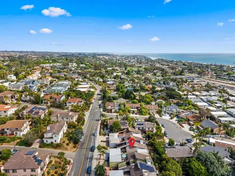 View/Area - 674 Hygeia Ave, Encinitas, CA 92024 photo 7 of 8