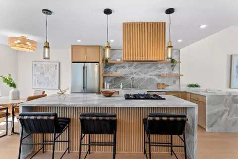 Kitchen - 674 Hygeia Ave, Encinitas, CA 92024 photo 1 of 2