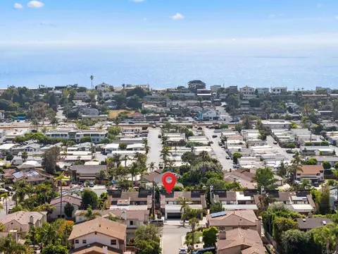 View/Area - 674 Hygeia Ave, Encinitas, CA 92024 photo 4 of 8