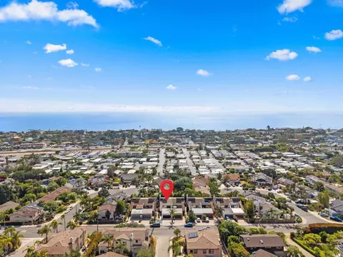 View/Area - 674 Hygeia Ave, Encinitas, CA 92024 photo 1 of 8