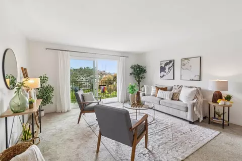 1209 Hueneme St #9, San Diego, CA 92110