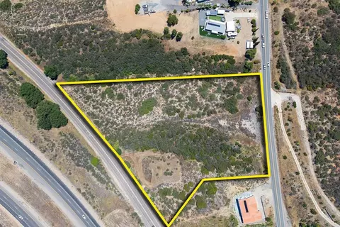 196 Arnold Way, Alpine, CA 91901