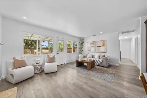 Living - 9751 Vomac Rd, Santee, CA 92071 photo 2 of 3