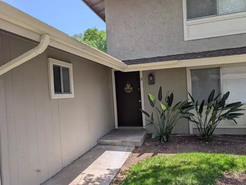 979 Amistad Pl #B, El Cajon, CA 92019
