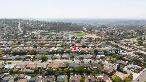 6818 Bonnie View Dr, San Diego, CA 92119