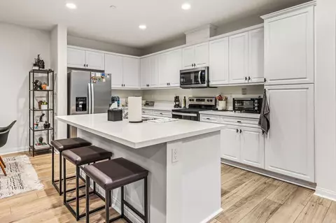 Kitchen - 506 Willowmore St, Vista, CA 92081 photo 1 of 1