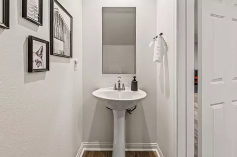 Entry Way - 506 Willowmore St, Vista, CA 92081 photo 2 of 2