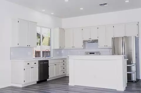 Kitchen - 3005 Litt Rd, Modesto, CA 95355 photo 2 of 4
