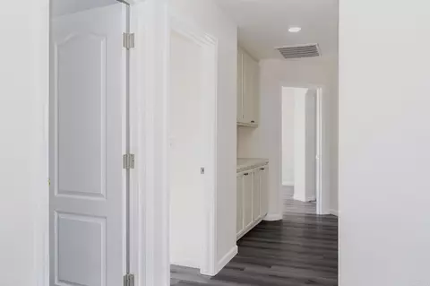 Entry Way - 3005 Litt Rd, Modesto, CA 95355 photo 6 of 7