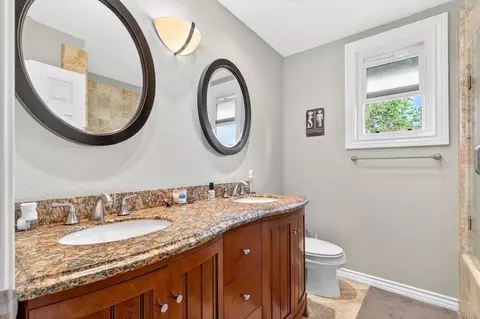 Bath - 4680 Allende Ave, Oceanside, CA 92057 photo 2 of 4