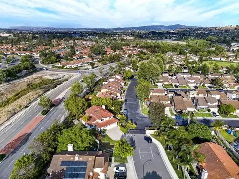 View/Area - 4680 Allende Ave, Oceanside, CA 92057 photo 4 of 13