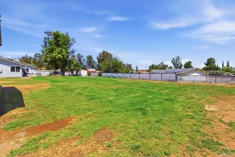 Exterior - 1412 Keyser Rd, Ramona, CA 92065 photo 2 of 8