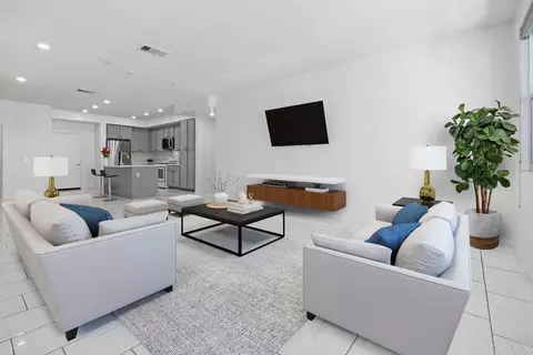 2040 Mindoro Ln #4, Chula Vista, CA 91915
