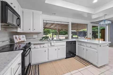 Kitchen - 17030 Saint Andrews Dr, Poway, CA 92064 photo 4 of 4