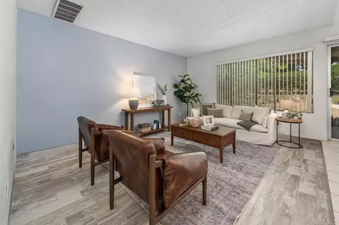 Living - 17030 Saint Andrews Dr, Poway, CA 92064 photo 1 of 2