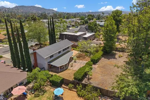 View/Area - 17030 Saint Andrews Dr, Poway, CA 92064 photo 2 of 3
