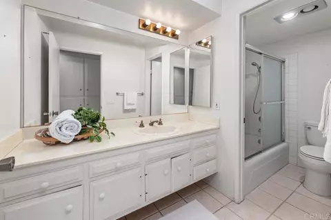 Bath - 17030 Saint Andrews Dr, Poway, CA 92064 photo 2 of 3