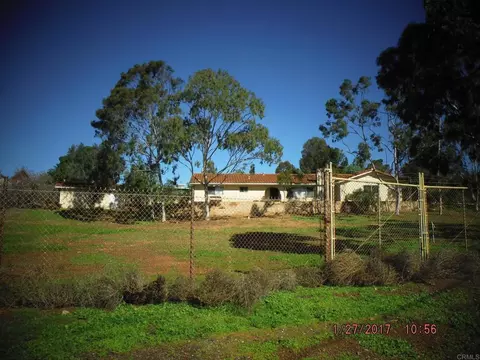 7327 Olive Ave, Bonita, CA 91902